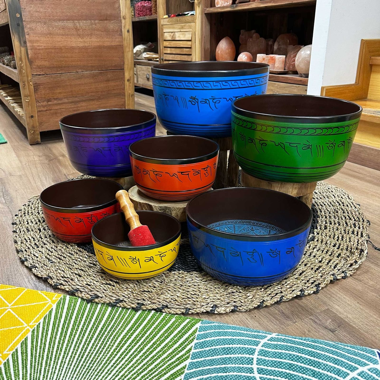 Large Chakra Set of Seven Singing Bowls (19.5-35cm) - Image 5
